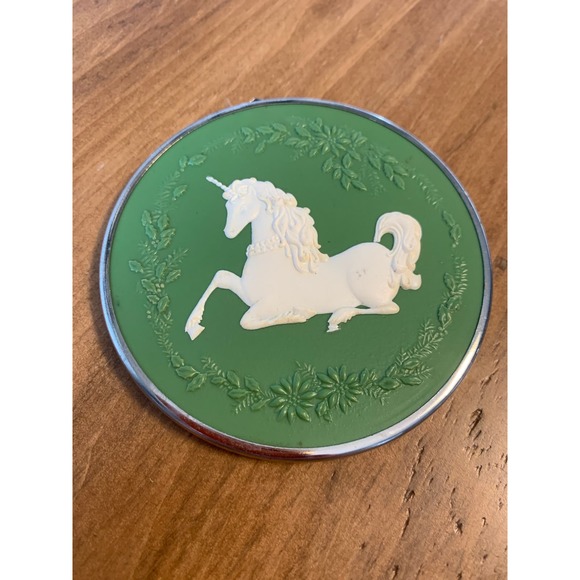 Hallmark Vintage Christmas Cameo Ornaments Lot of 5 Unicorn Betsy Clark - Picture 6 of 13